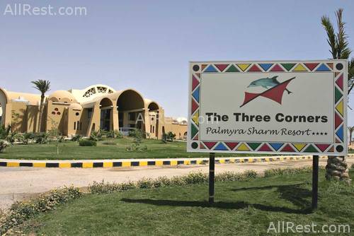 Three Corners Palmyra Resort 